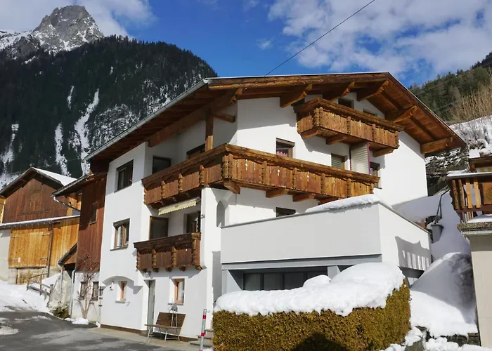 Holiday Home Hoelzl By Interhome