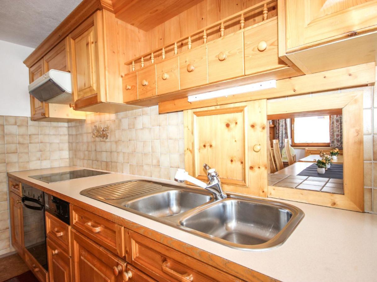 Hoelzl By Interhome *