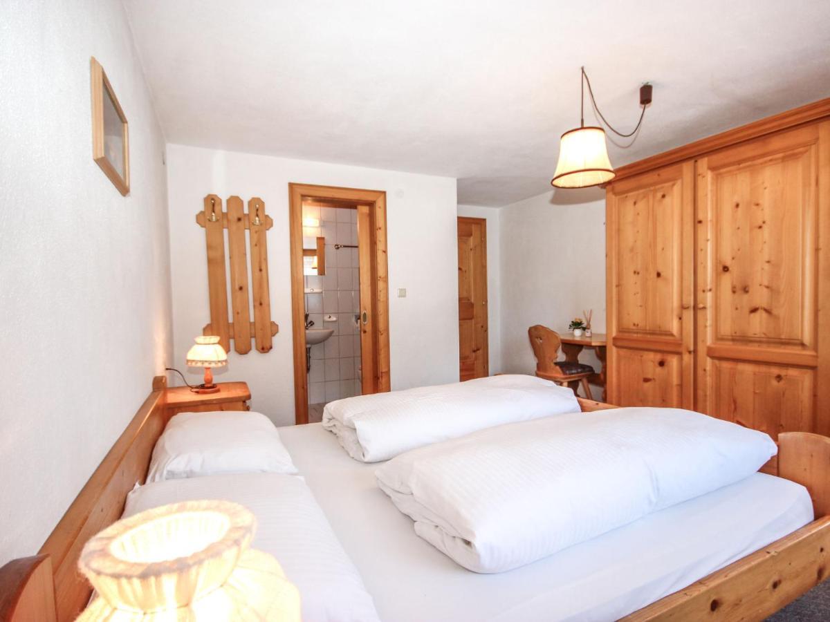 Holiday home Hoelzl By Interhome Flirsch