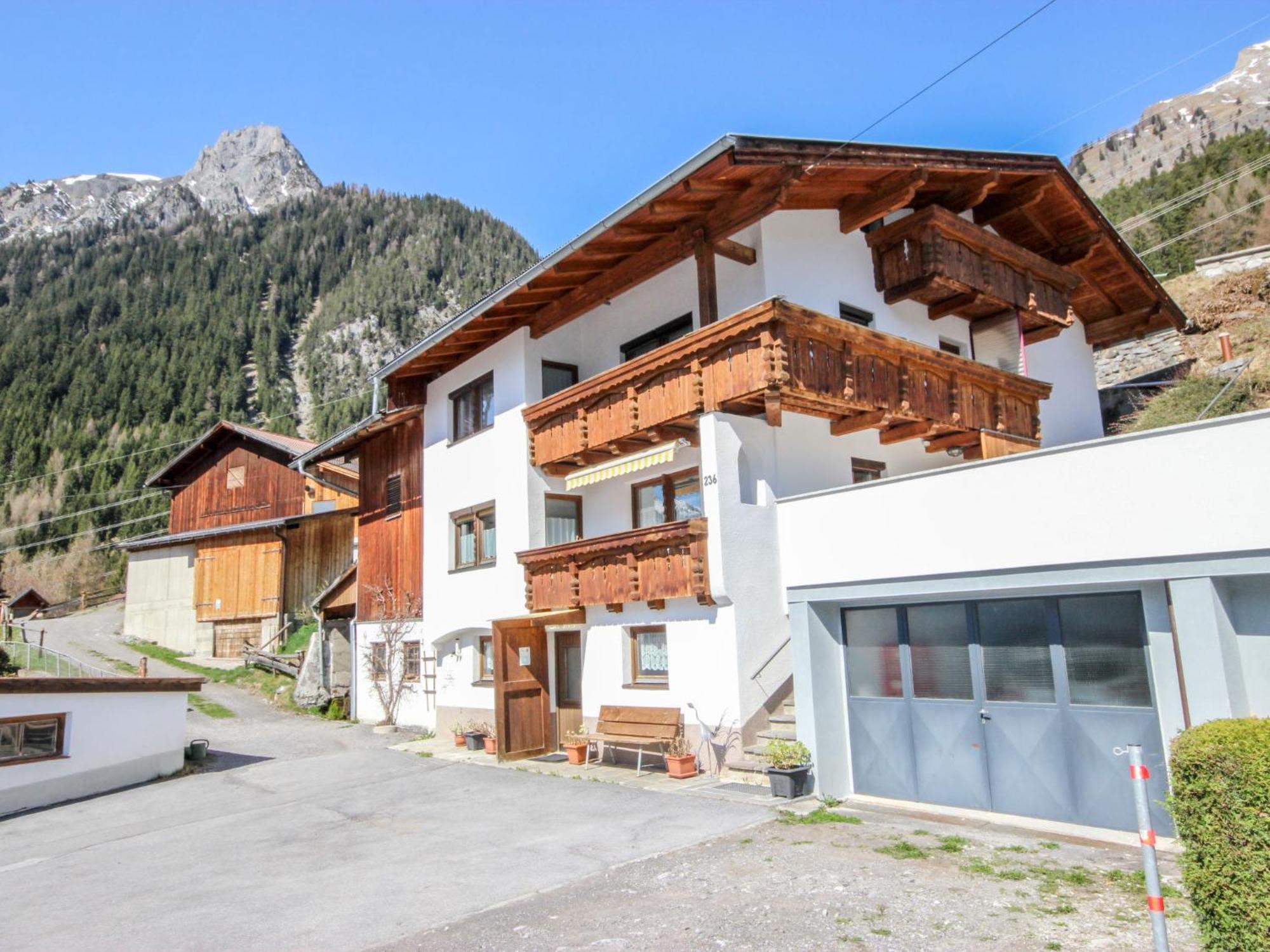 Hoelzl By Interhome Holiday home Flirsch