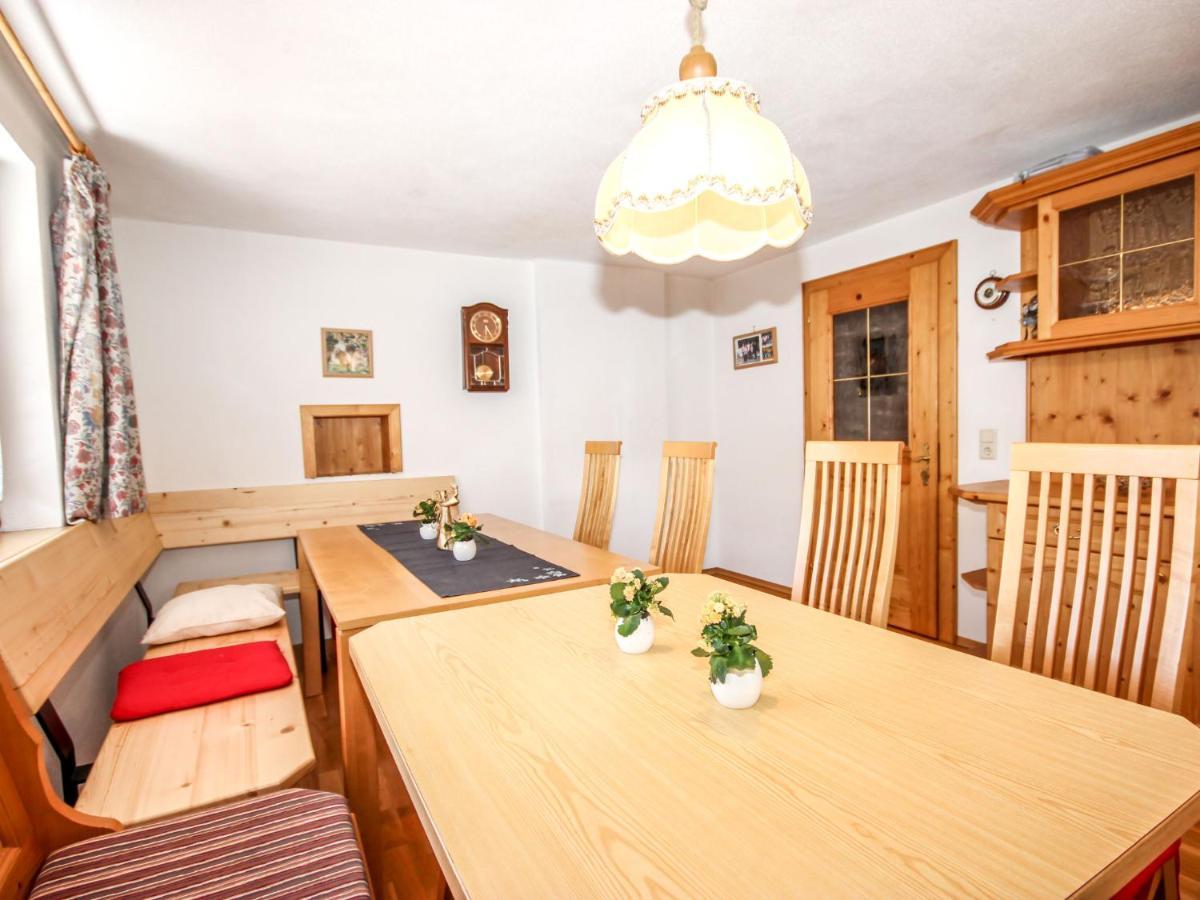 Hoelzl By Interhome *